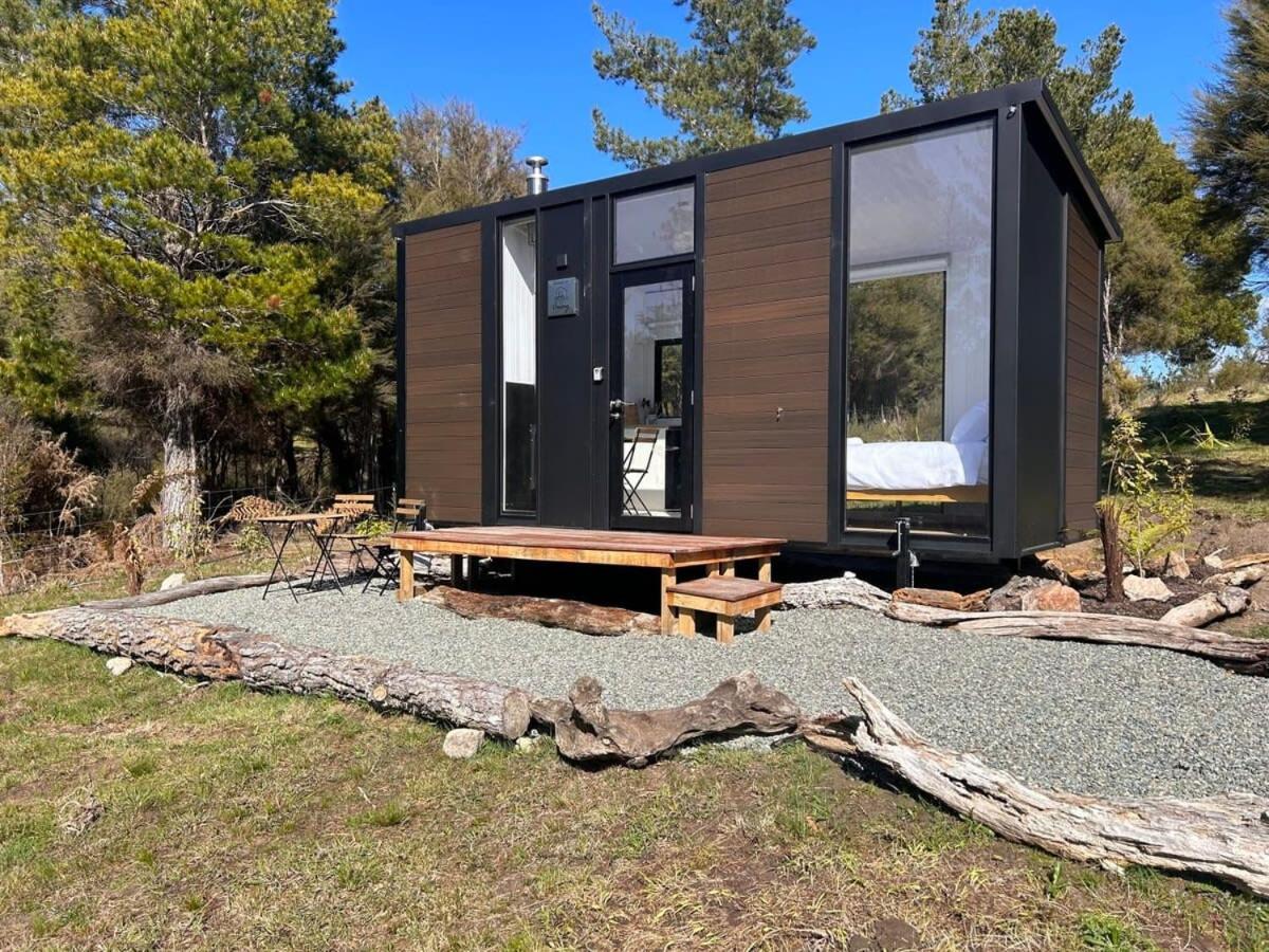 Villa Ruru Tiny House By Tiny Away Rangihaeata Exterior foto